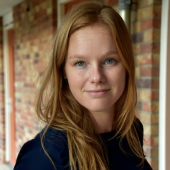 Julia Hulshof.png
